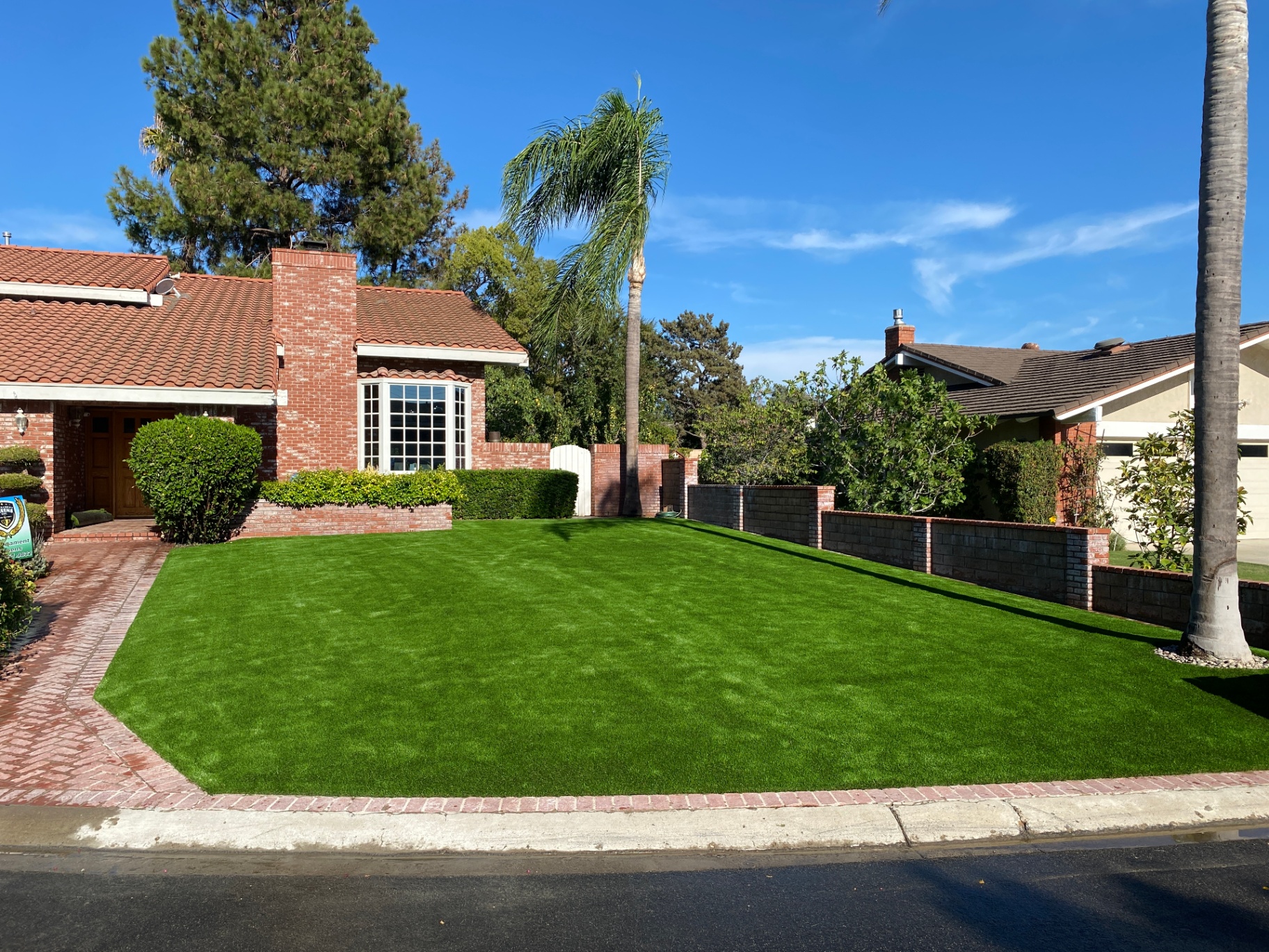 Front Lawn Turf — Huntington Beach, CA